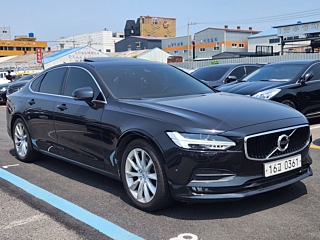 VOLVO S90 2016