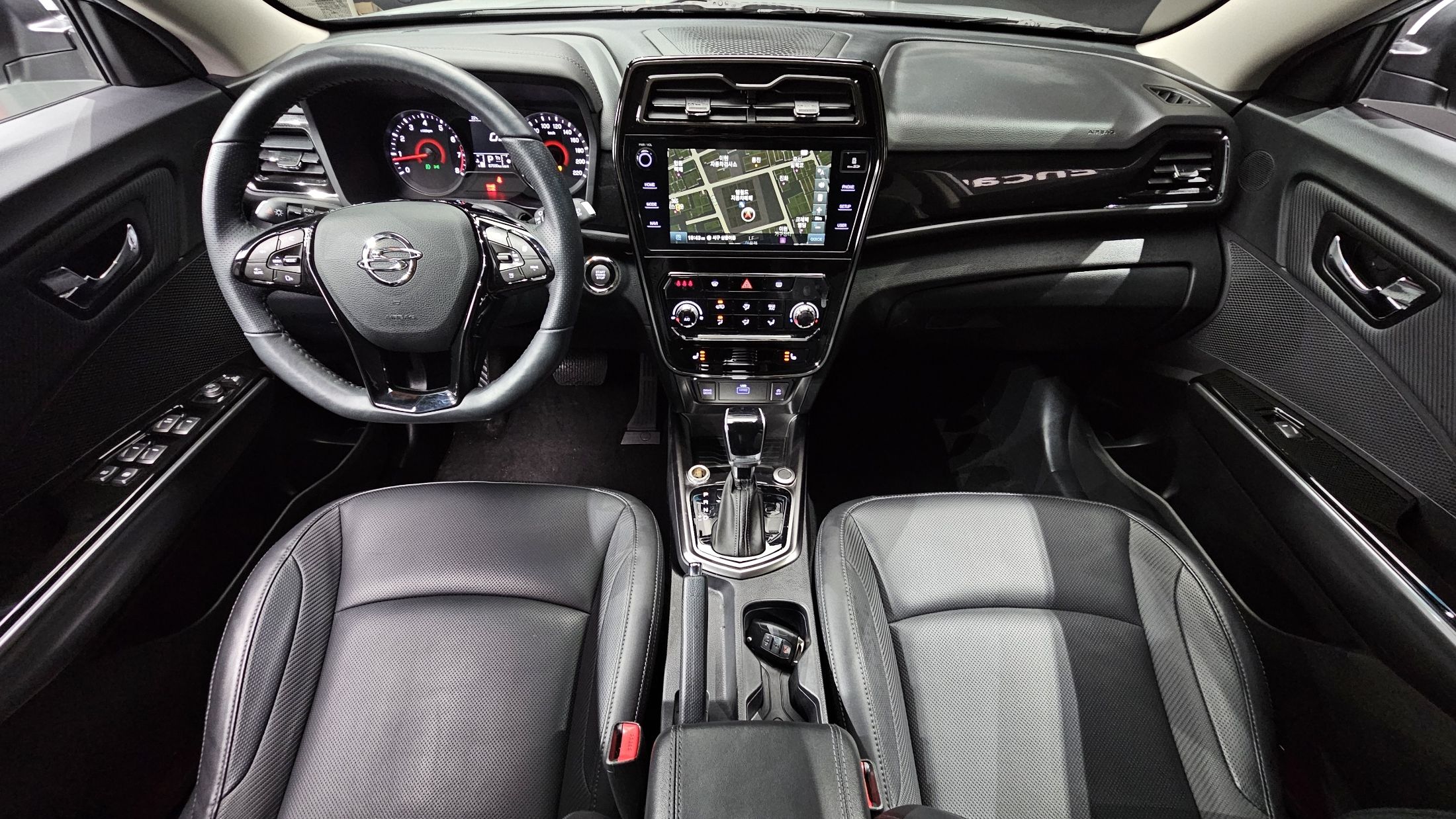 SSANGYONG TIVOLI VERY NEW 2022