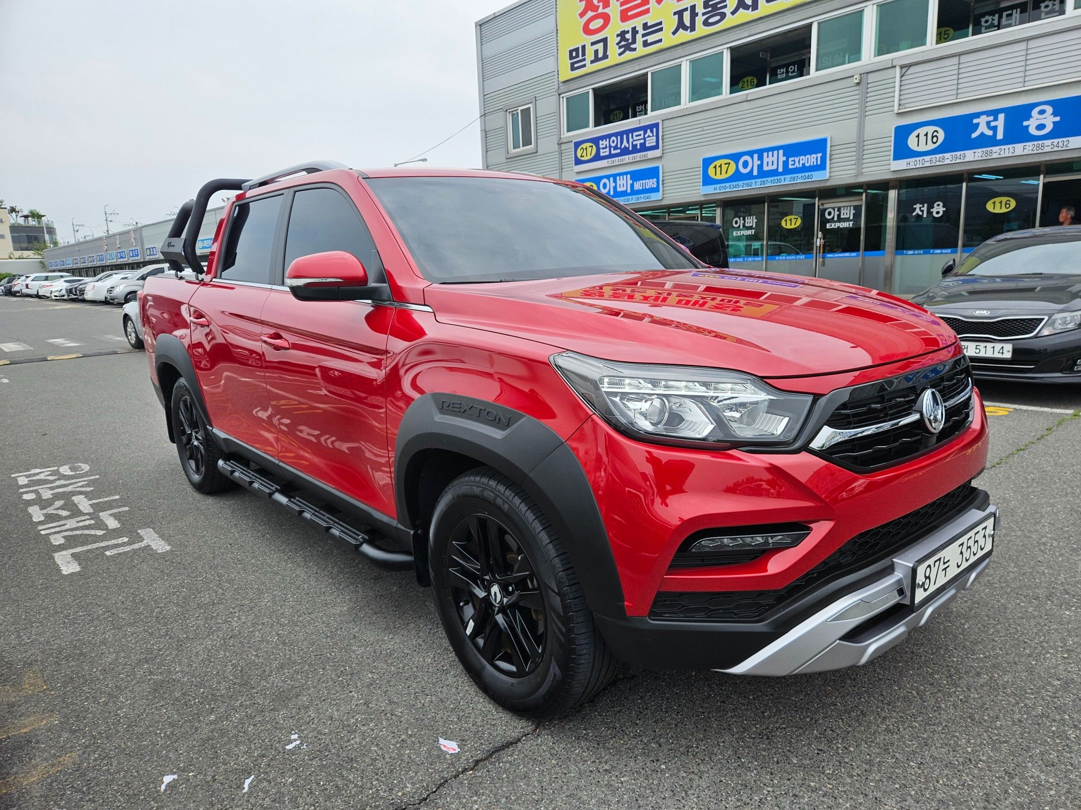 SSANGYONG REXTON SPORTS CAR