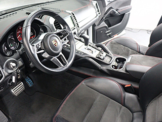 PORSCHE CAYENNE 2016