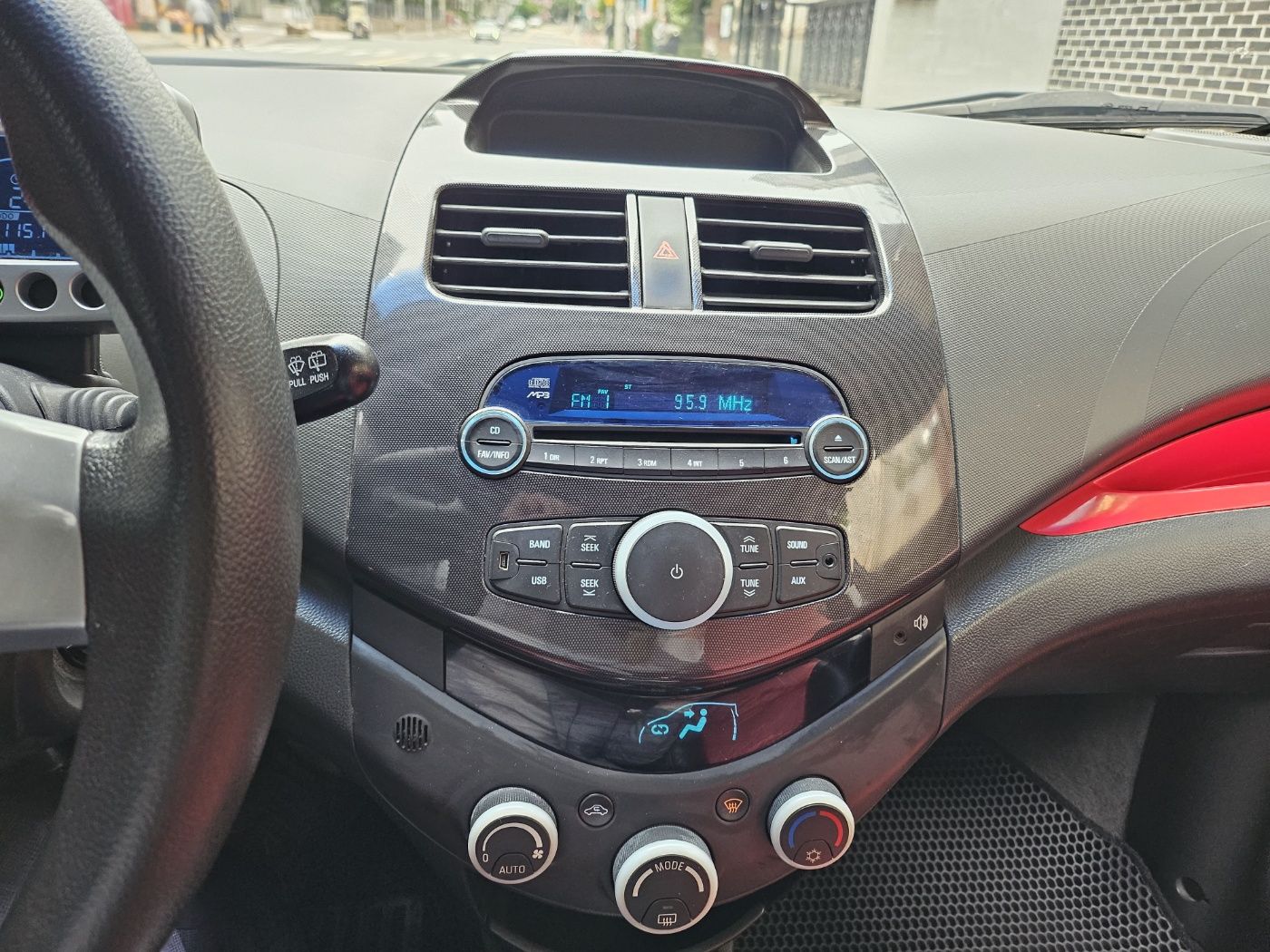 DAEWOO MATIZ CREATIVE 2010