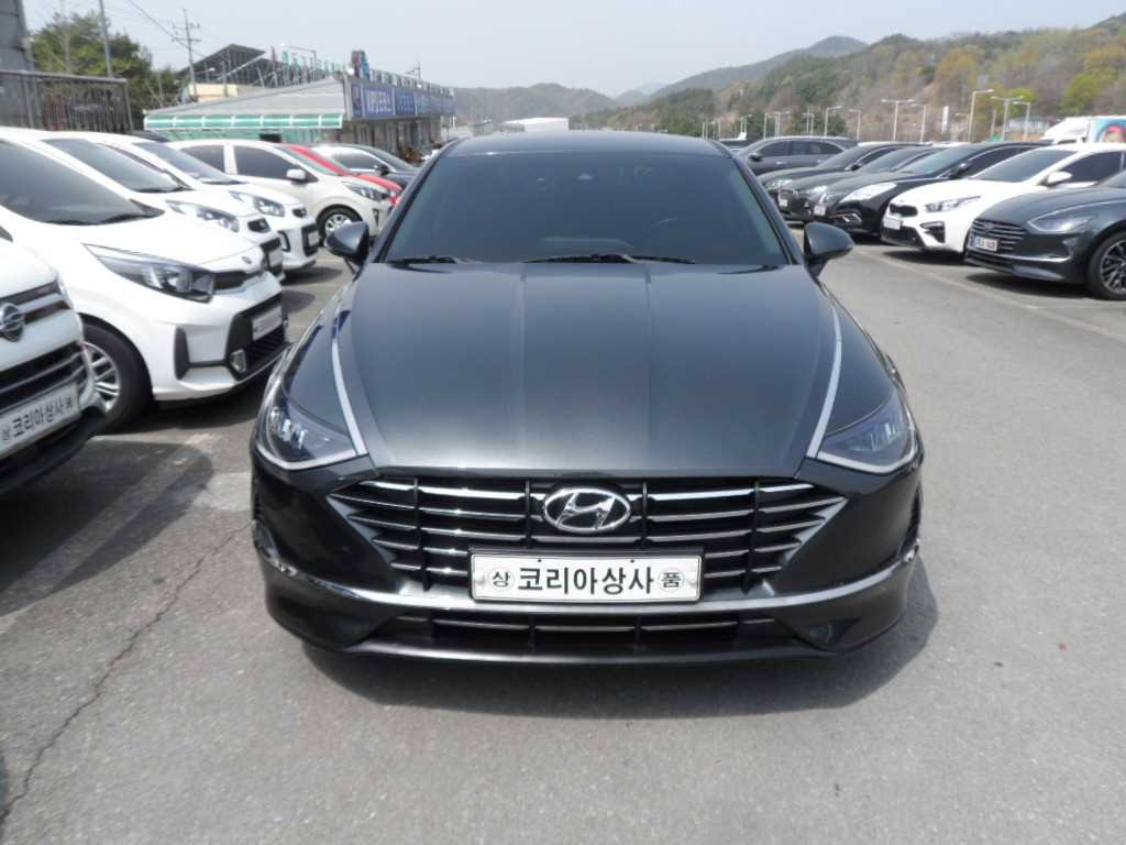 HYUNDAI SONATA DN8
