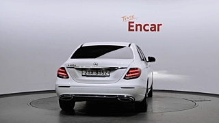 MERCEDES BENZ E-CLASS W213 2019
