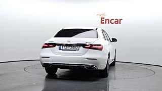 MERCEDES BENZ E-CLASS W213 2021