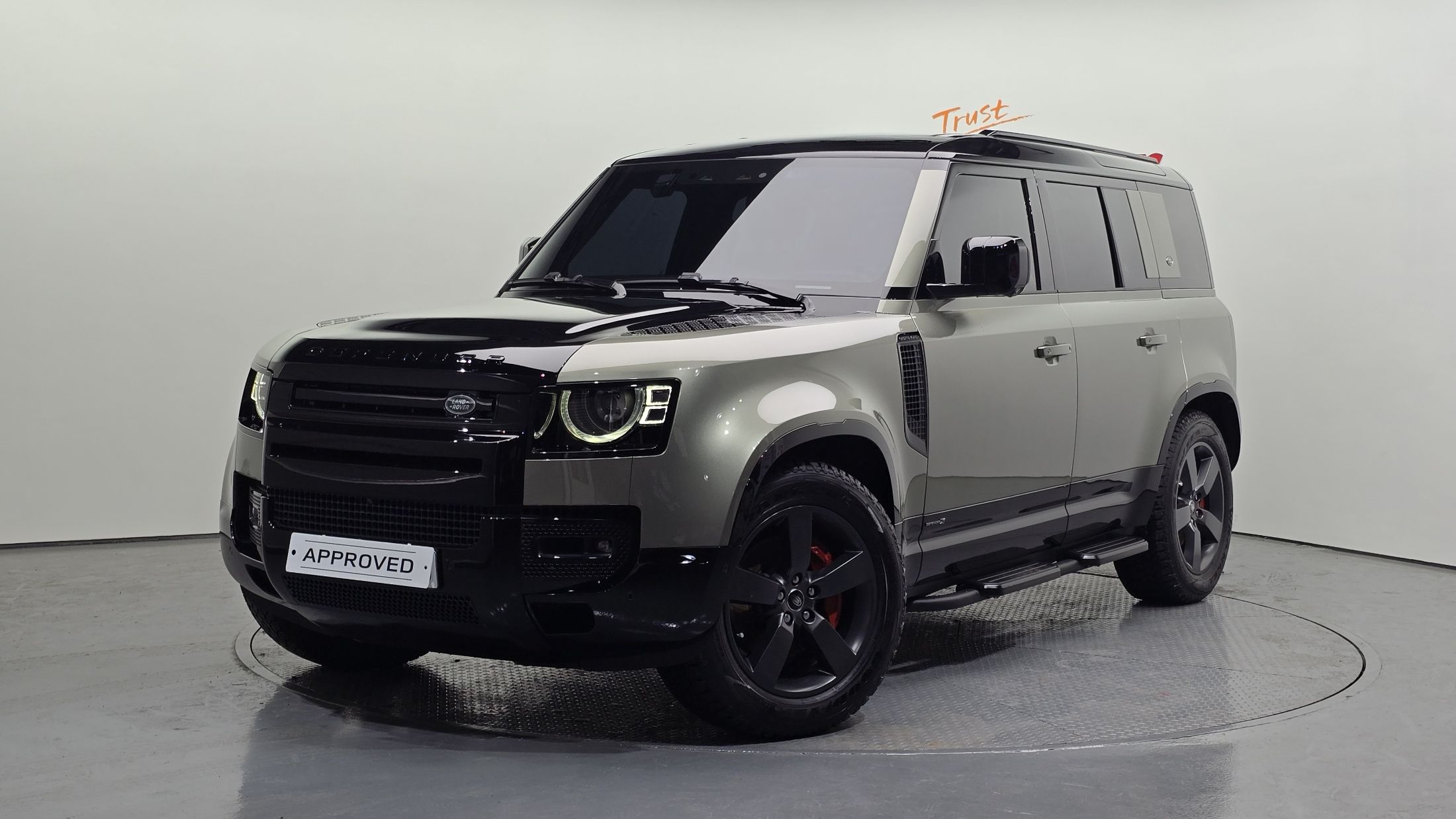 LAND ROVER DEFENDER L663