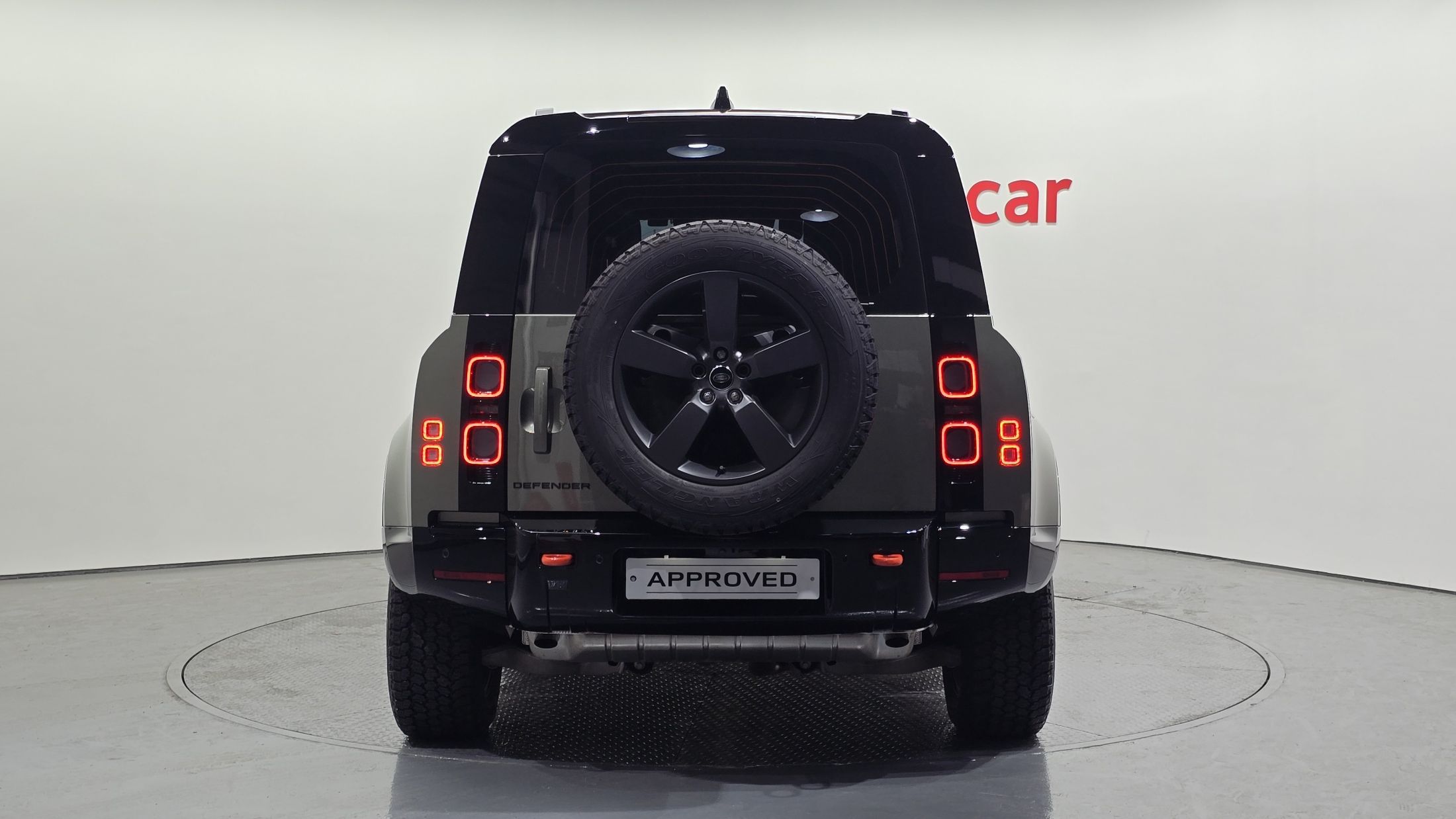 LAND ROVER DEFENDER L663