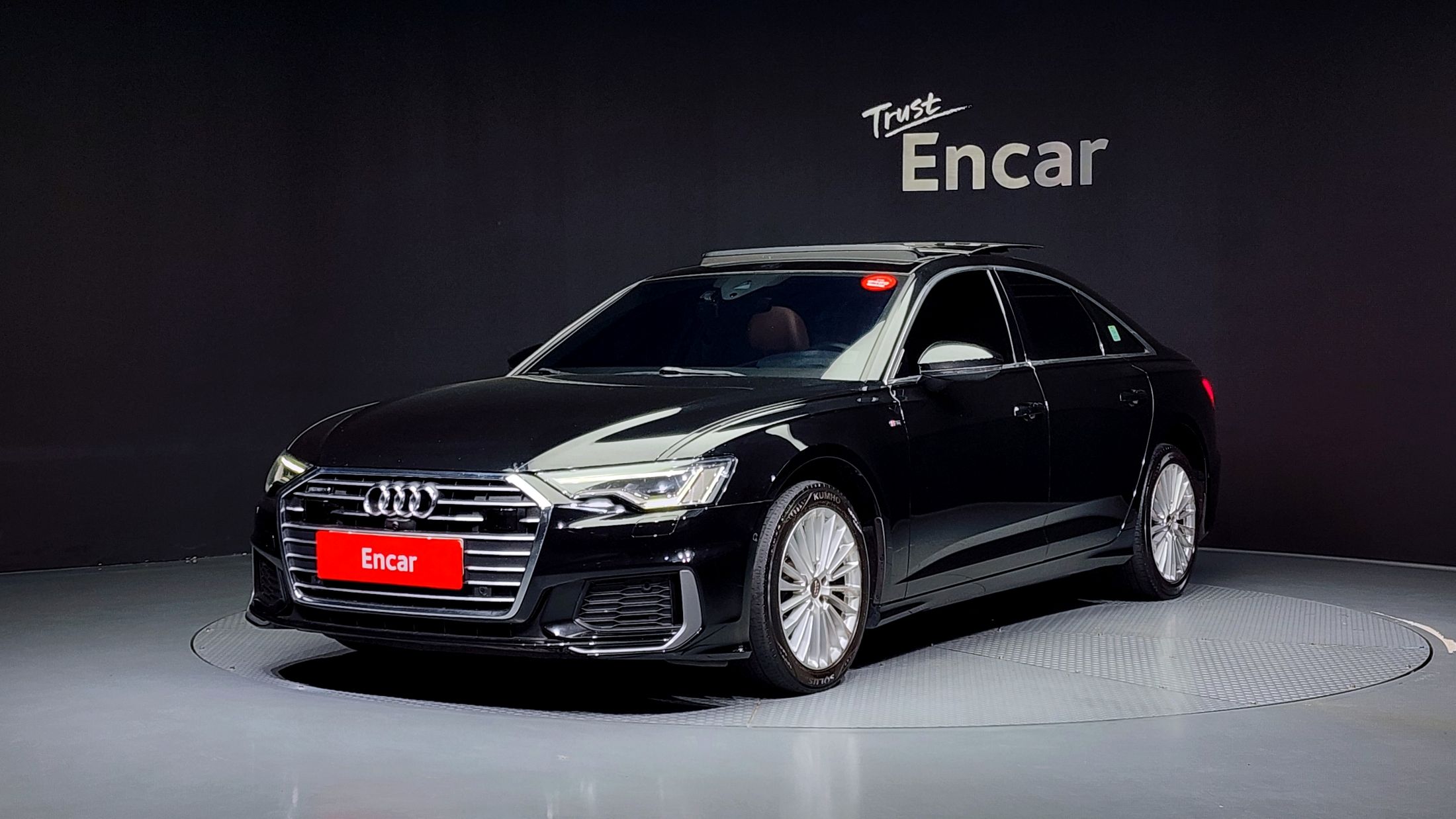 AUDI A6 C8