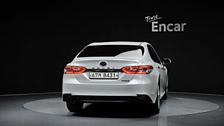 TOYOTA CAMRY XV70 2017