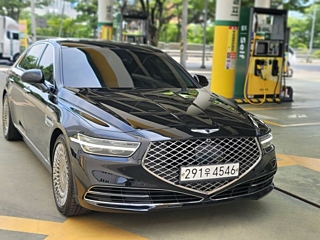 GENESIS G90 2020