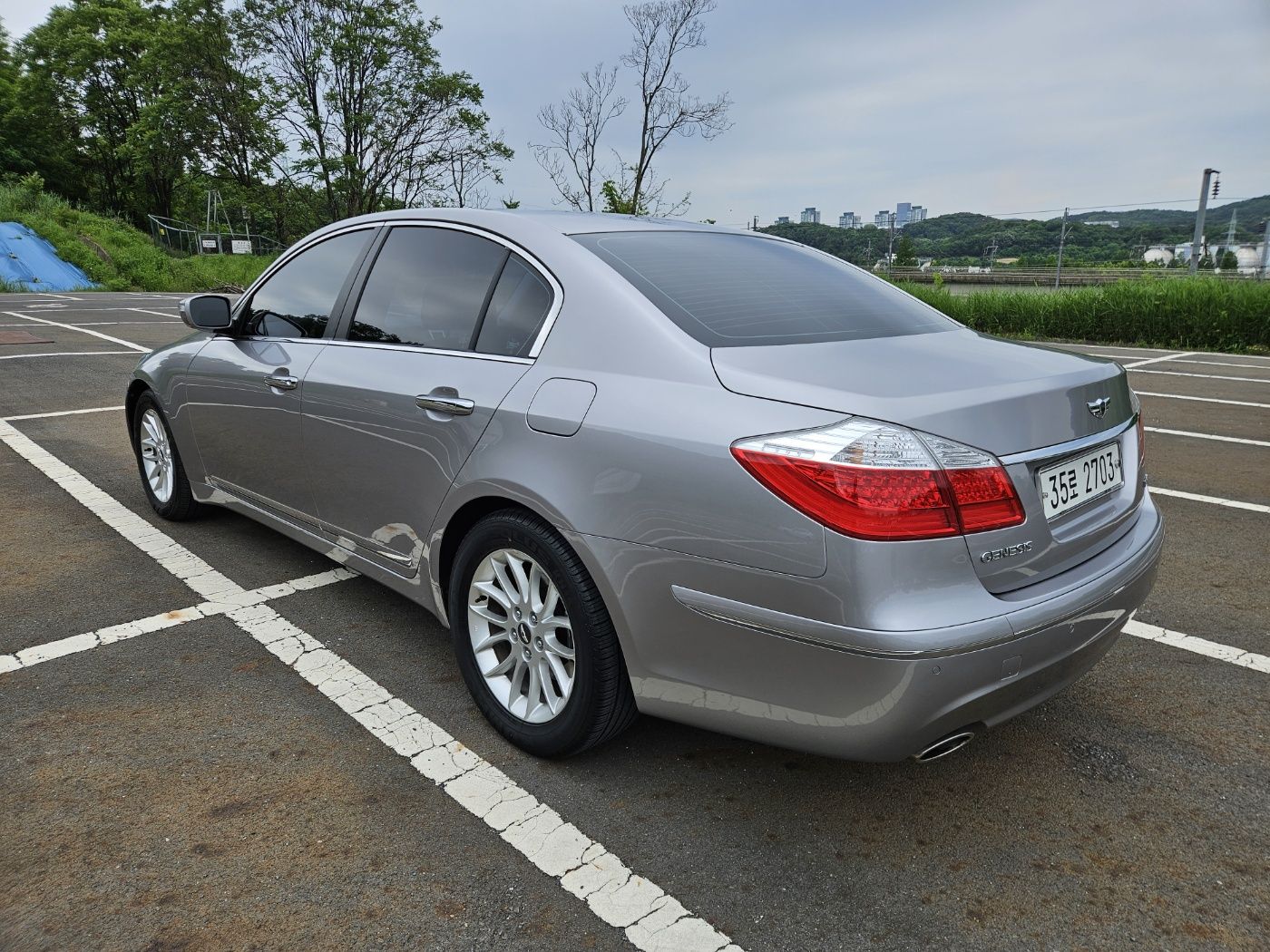 HYUNDAI GENESIS 2009