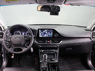 HYUNDAI GRANDEUR IG 2018