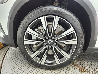 VOLVO V60 CROSS COUNTRY 2024