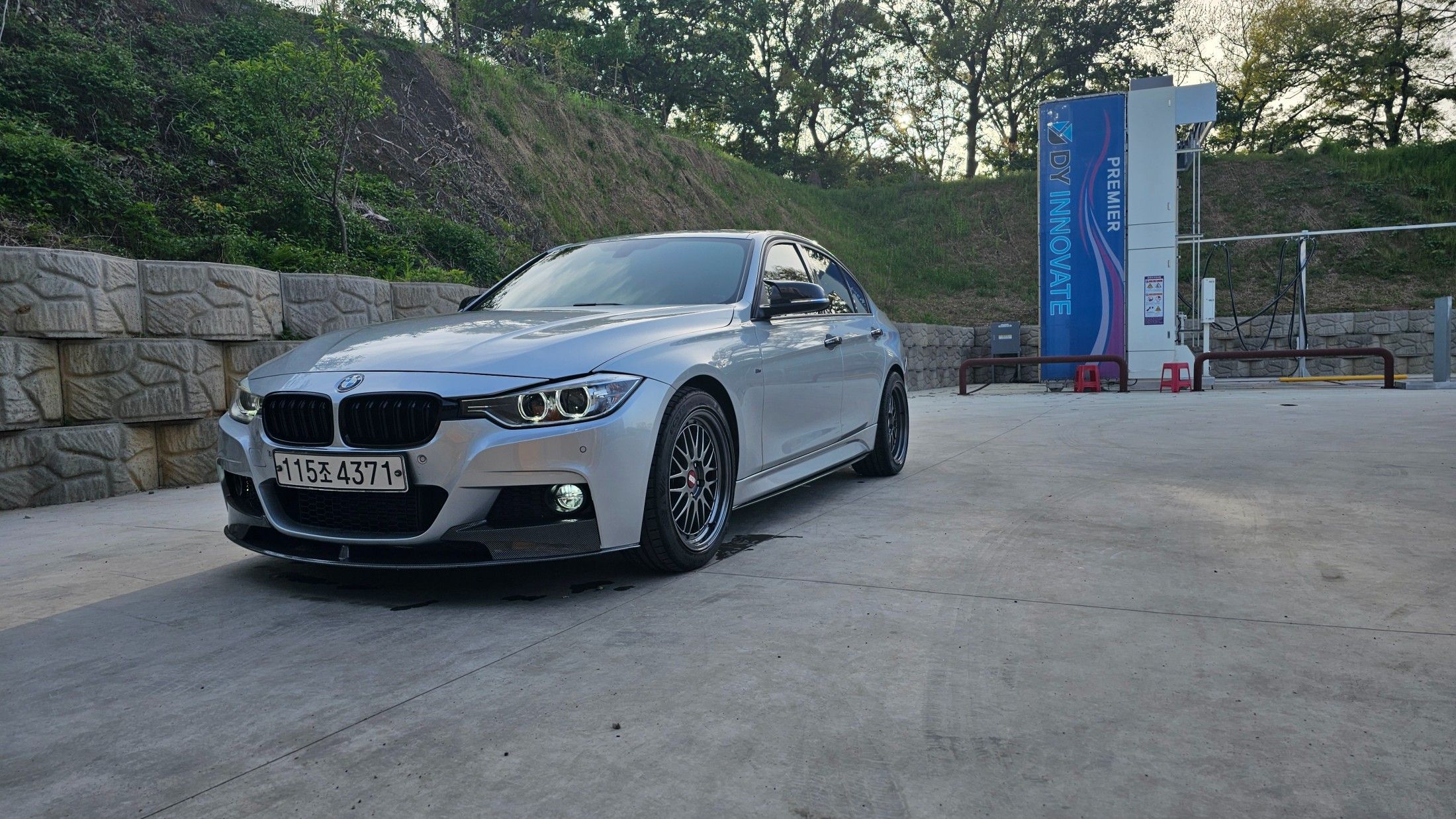 BMW 3-SERIES F30