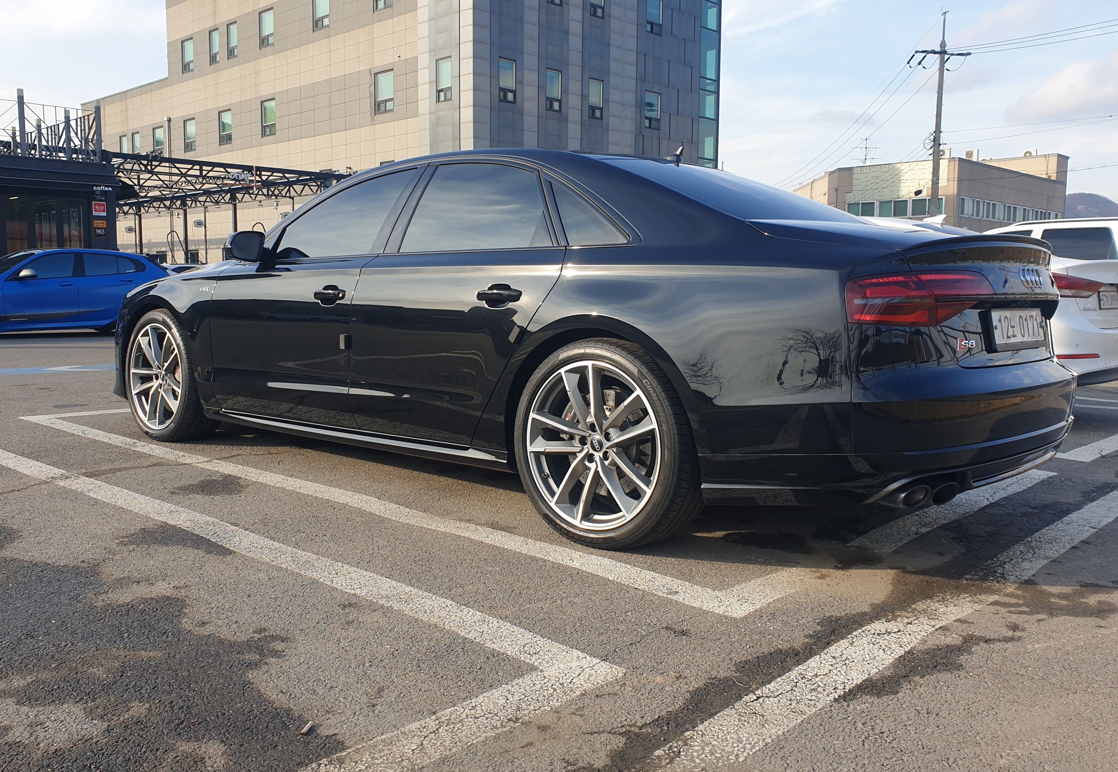 AUDI S8 2016