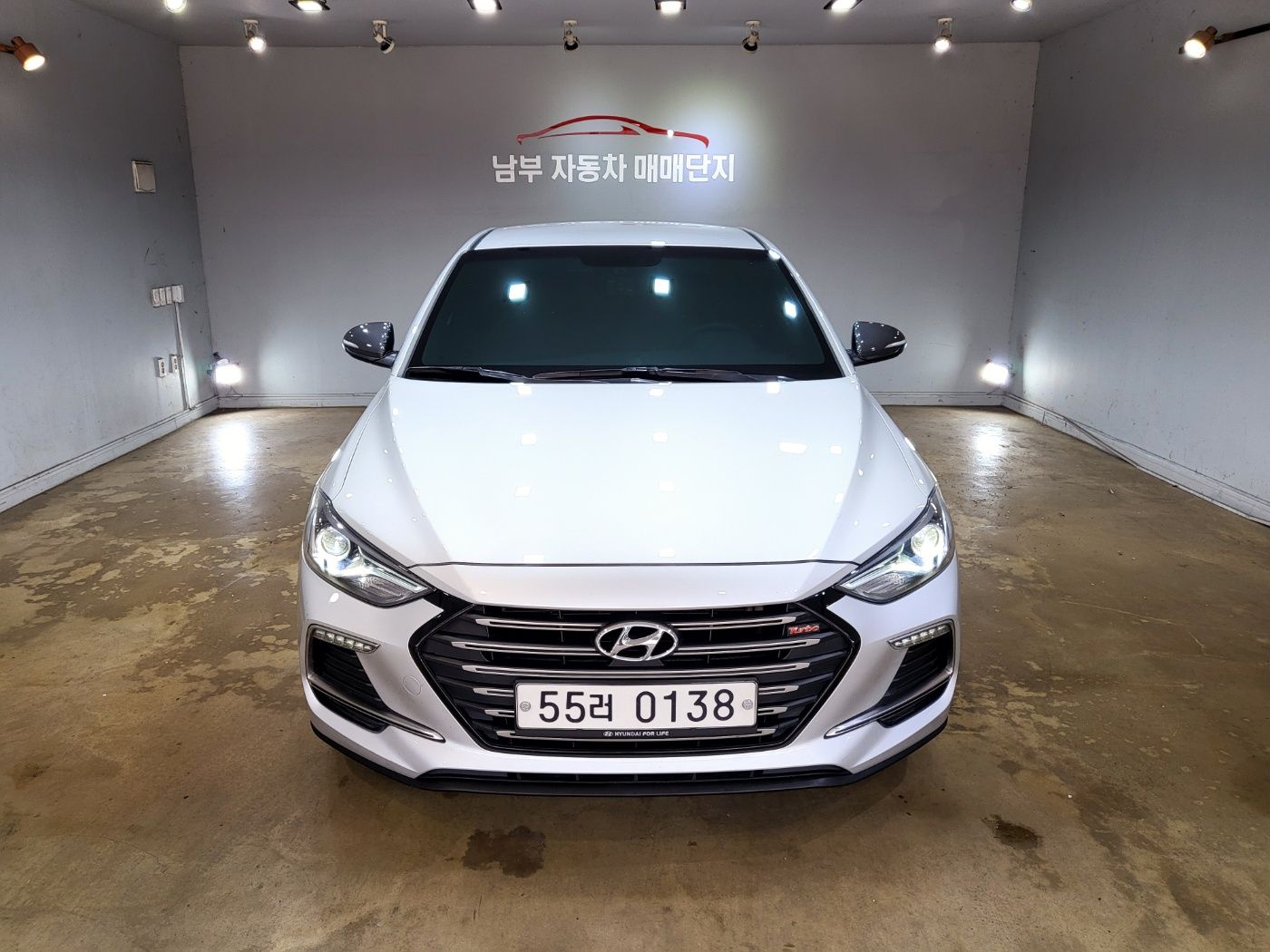 HYUNDAI AVANTE AD 2016