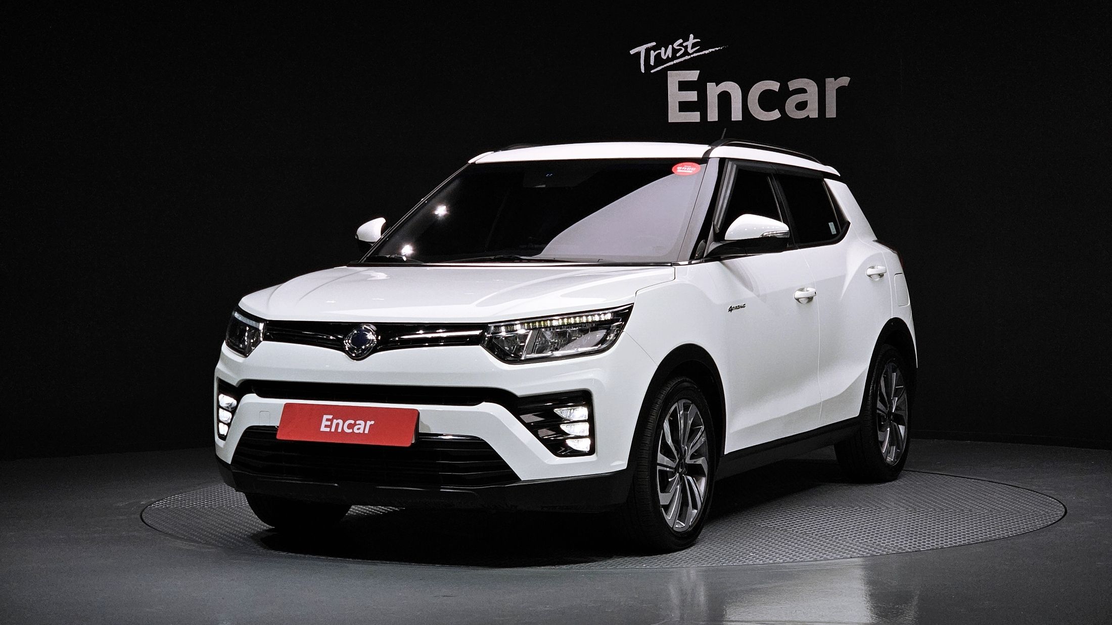 SSANGYONG TIVOLI VERY NEW 2020