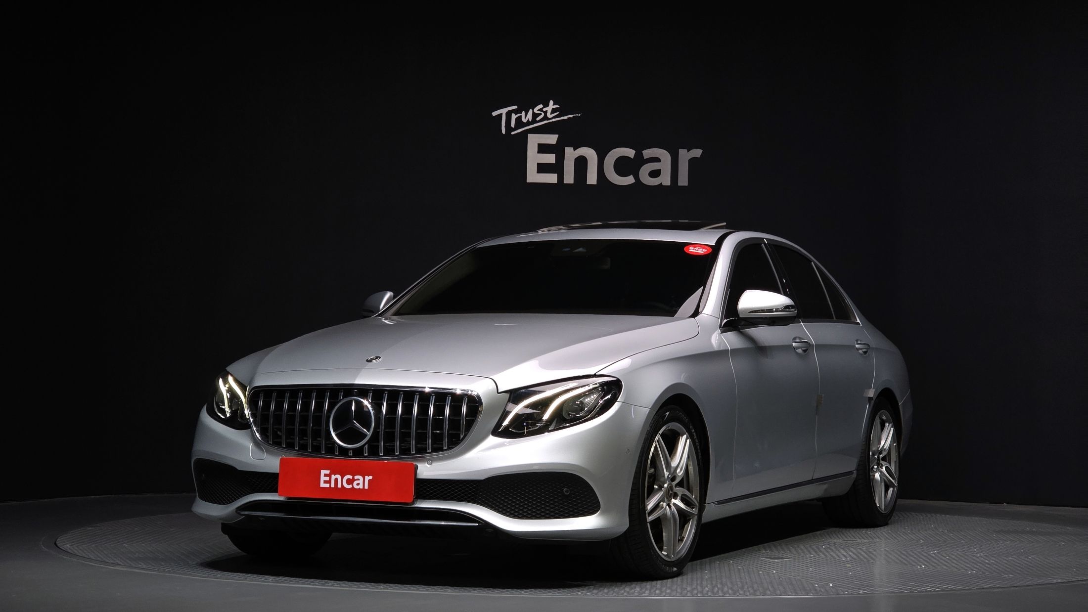 MERCEDES BENZ E-CLASS W213 2018