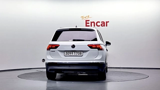 VOLKSWAGEN TIGUAN 2020