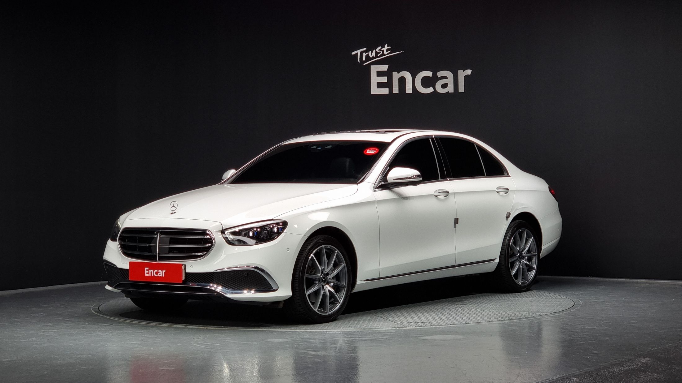 MERCEDES BENZ E-CLASS W213 2022