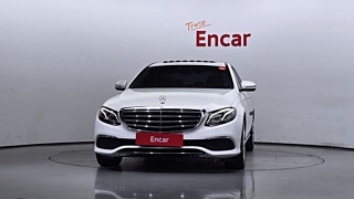MERCEDES BENZ E-CLASS W213 2017