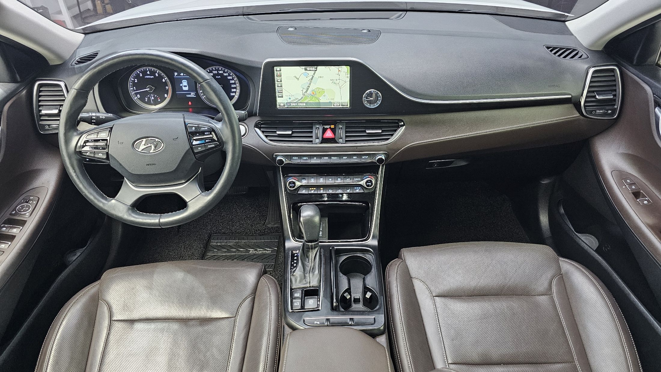 HYUNDAI GRANDEUR IG 2017