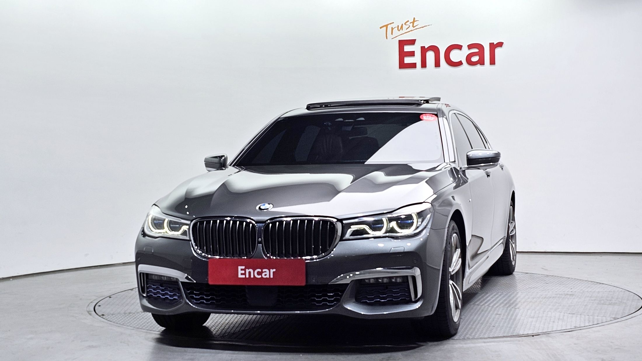 BMW 7-SERIES G11 2017