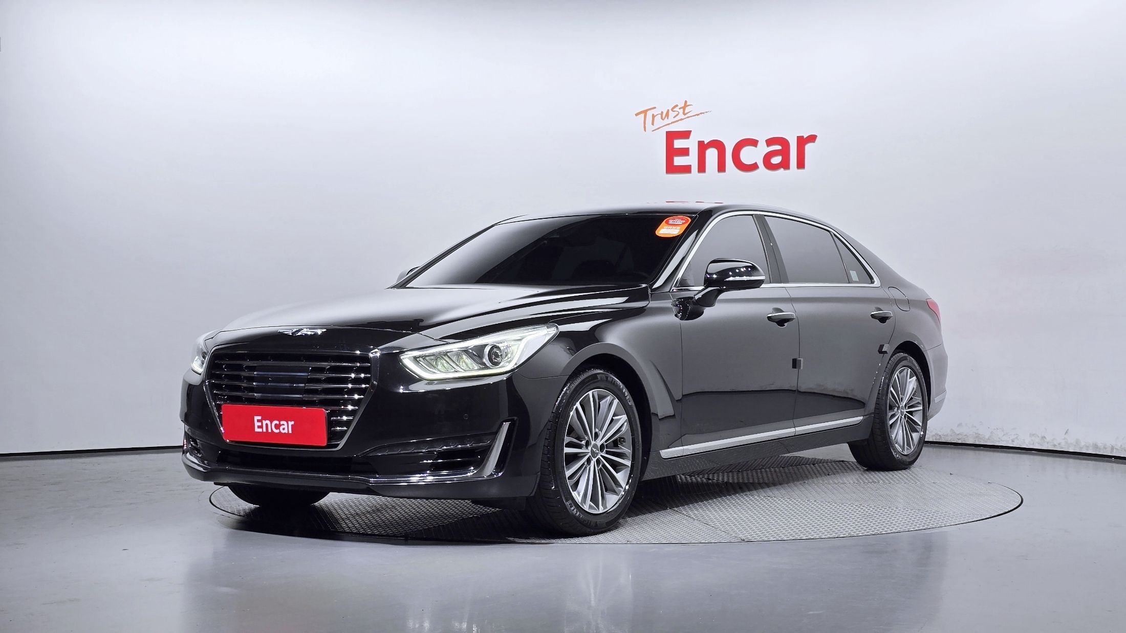 GENESIS EQ900 2018