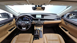 LEXUS ES300H 2018