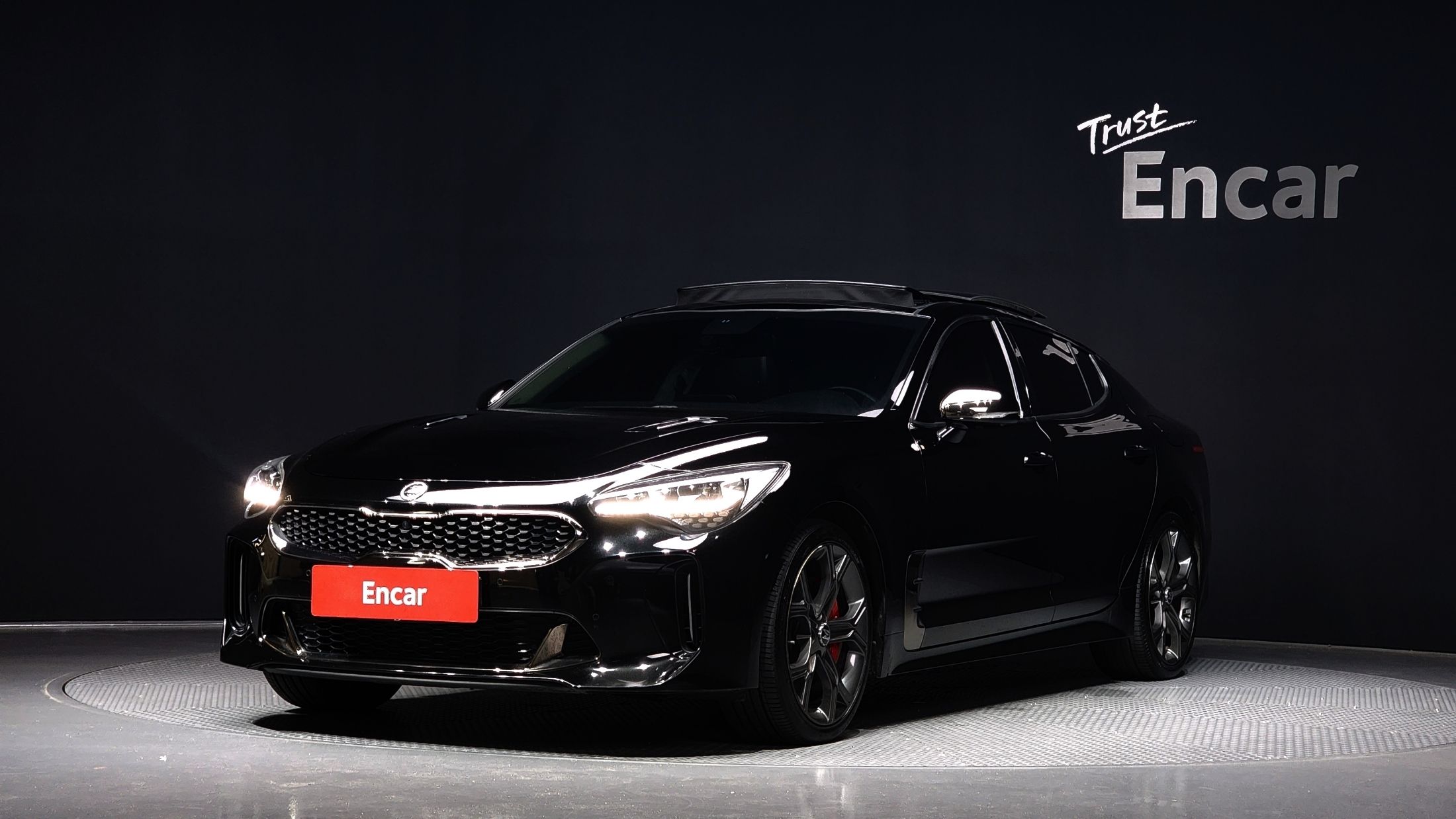 KIA STINGER