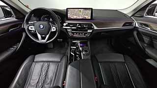 BMW 5-SERIES G30 2023