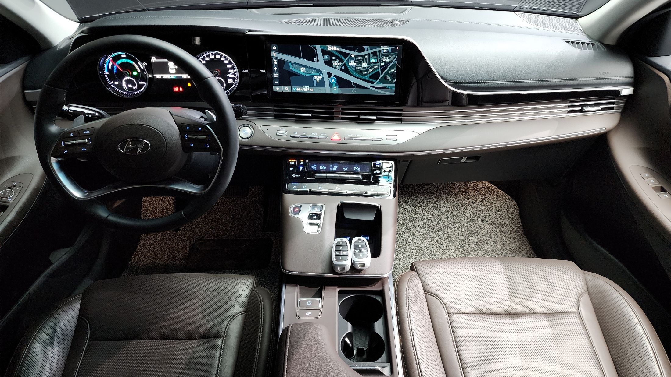 HYUNDAI GRANDEUR IG HYBRID