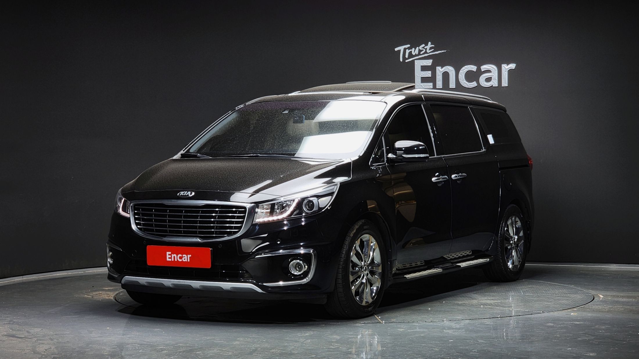 KIA CARNIVAL 2016