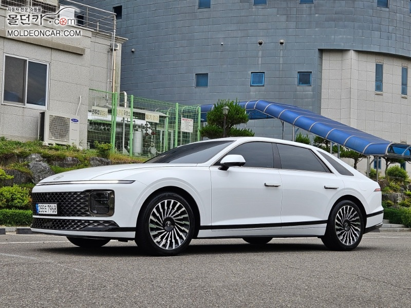 HYUNDAI GRANDEUR GN7 2023