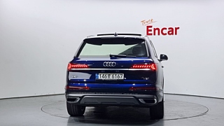 AUDI Q7 4M 2021
