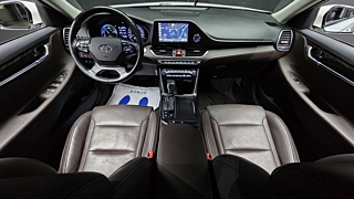 HYUNDAI GRANDEUR IG HYBRID 2018