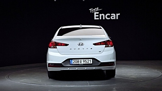 HYUNDAI AVANTE AD 2019
