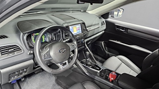 SAMSUNG QM6 2023