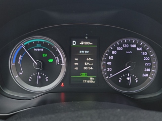 HYUNDAI GRANDEUR IG HYBRID 2018