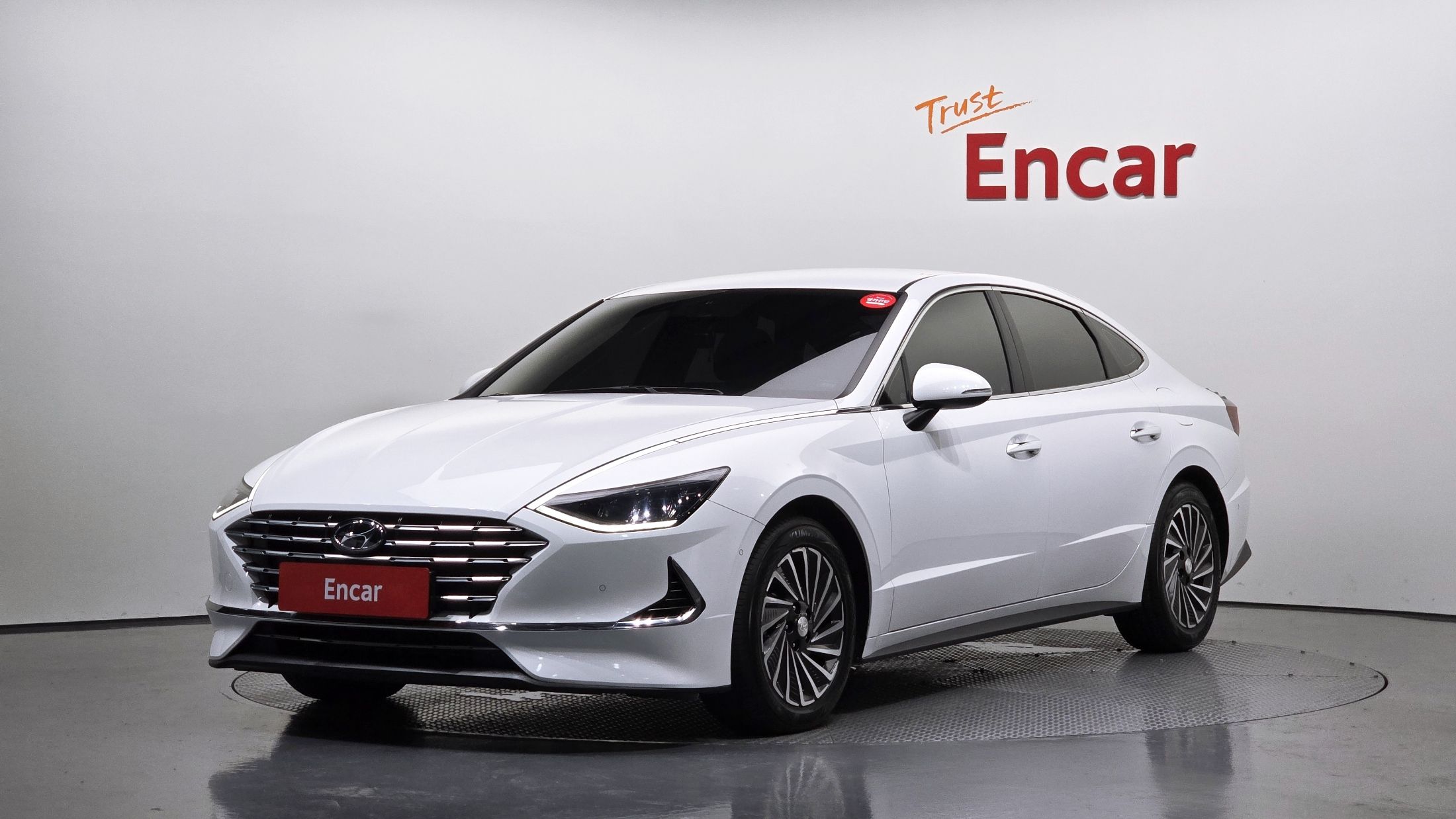 HYUNDAI SONATA HYBRID DN8