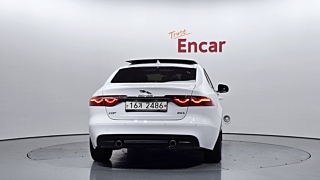 JAGUAR XF X260 2017