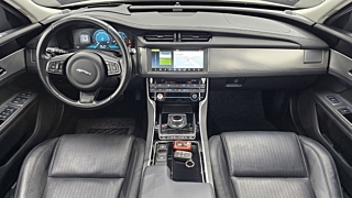 JAGUAR XF X260 2017