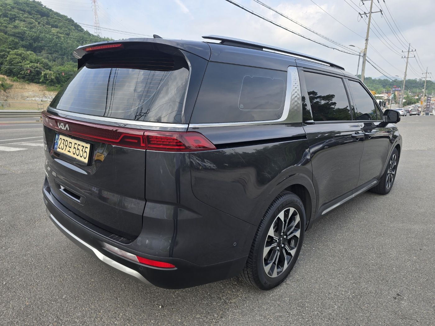 KIA CARNIVAL