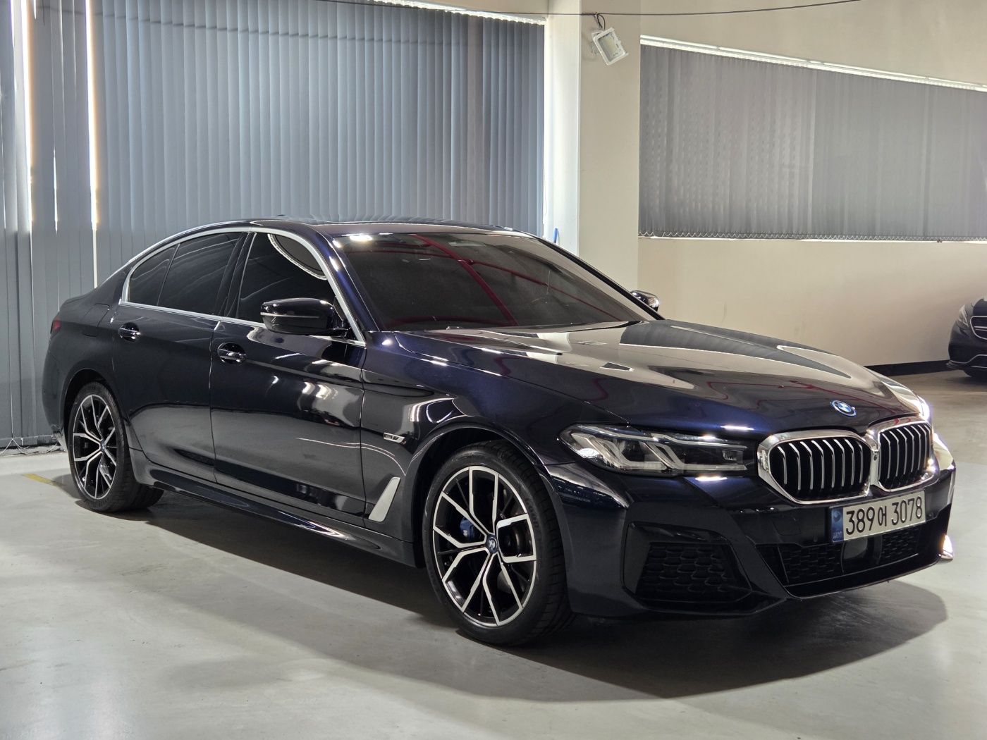 BMW 5-SERIES G30 2022