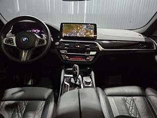 BMW 5-SERIES G30 2022