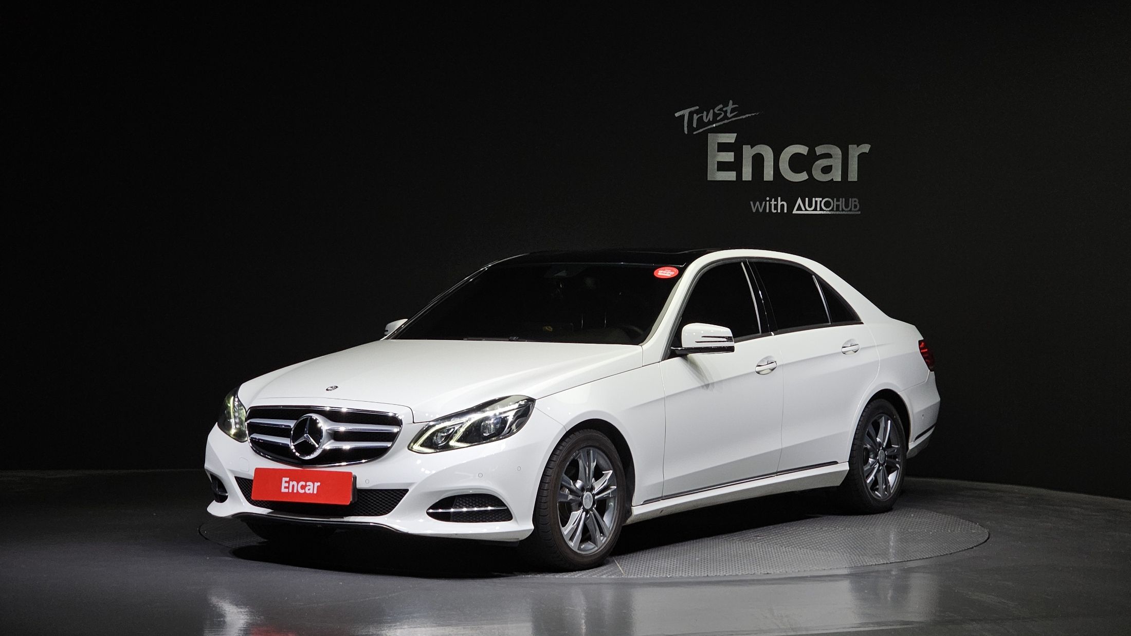 MERCEDES BENZ E-CLASS W212 2014