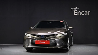 TOYOTA CAMRY XV70 2017