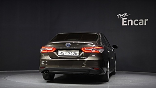 TOYOTA CAMRY XV70 2017
