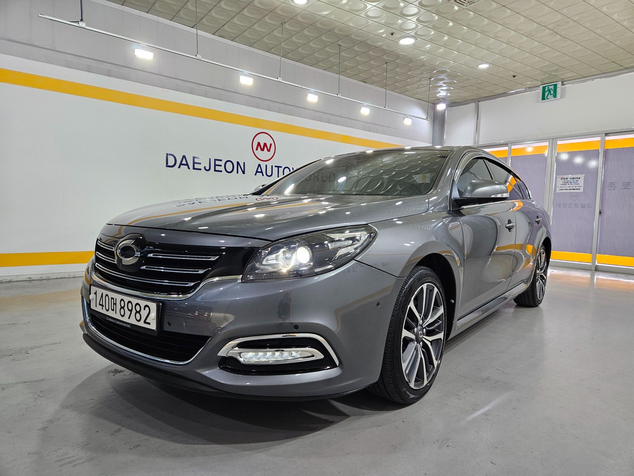 RENAULT SAMSUNG SM7 NOVA