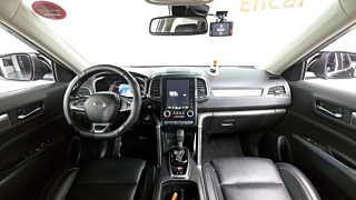 SAMSUNG QM6 2017