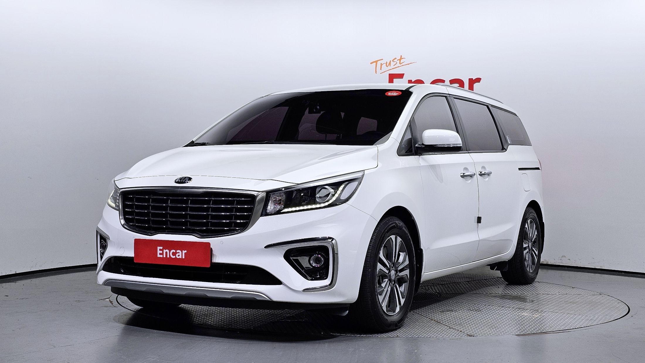 KIA CARNIVAL 2019